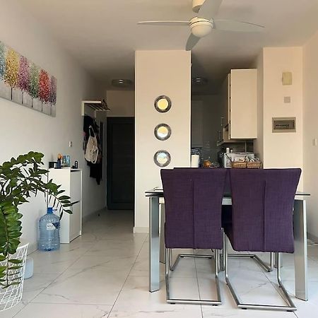 Seaview, 1 Bedroom Apt With A Pool Limassol Eksteriør billede