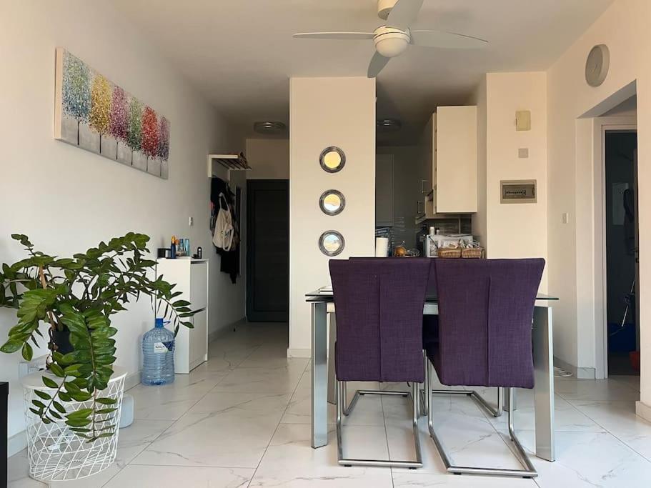 Seaview, 1 Bedroom Apt With A Pool Limassol Eksteriør billede